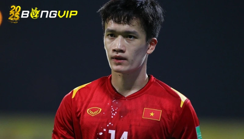HLV Kim Sang-sik triệu tập đội hình mạnh nhất