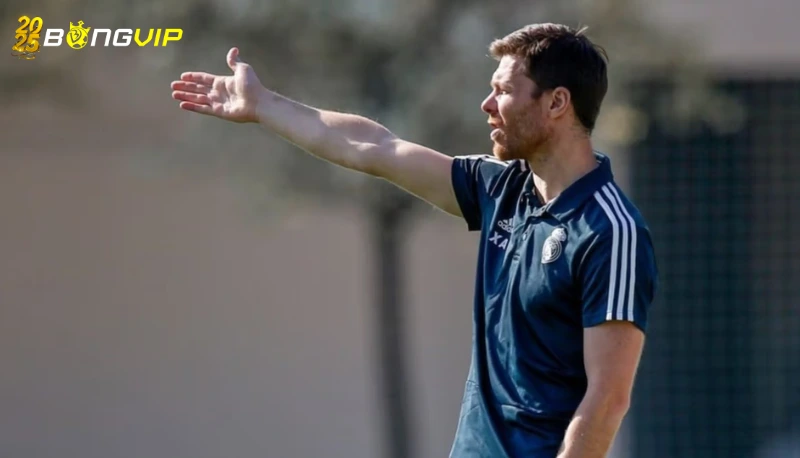 Xabi Alonso ra mắt Real Madrid Áp lực kế thừa và thách thức phía trước